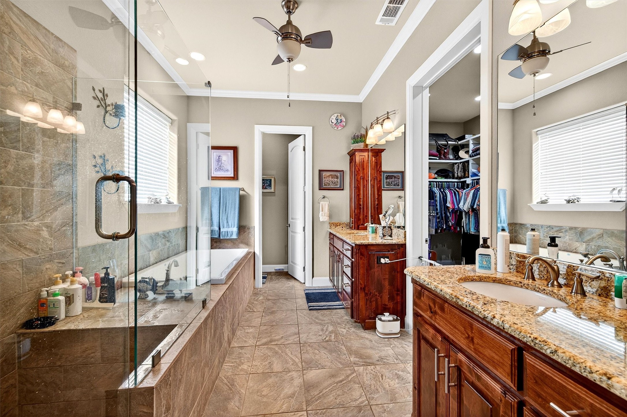 114 Blackfoot Trail Lake Kiowa TX 76240