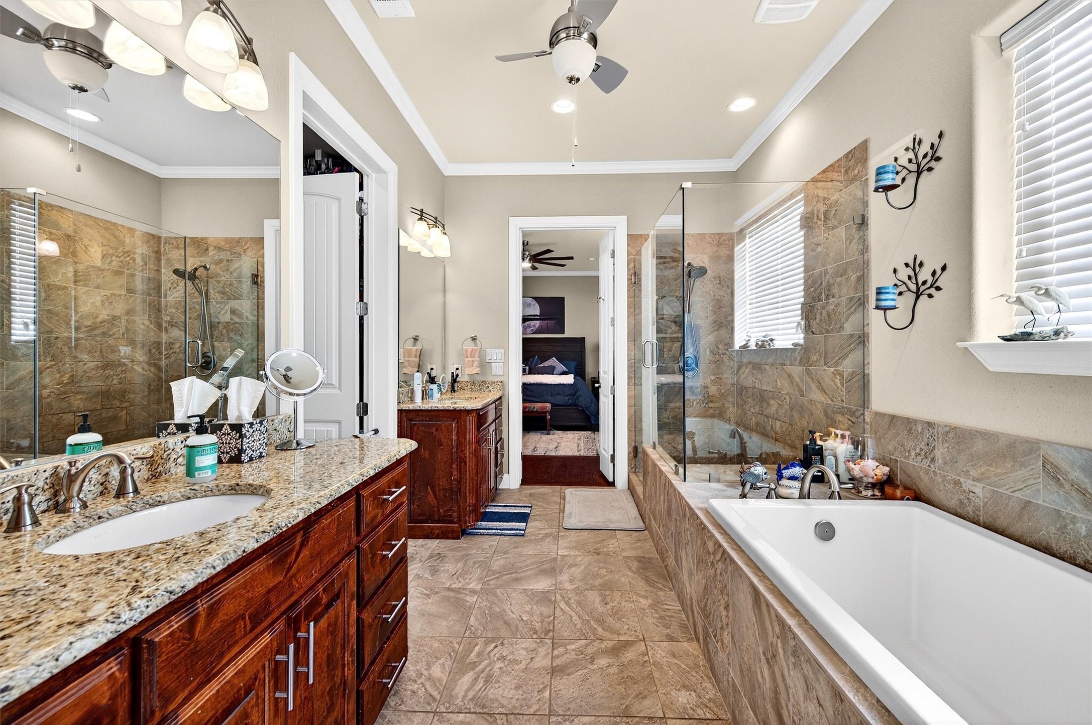 114 Blackfoot Trail Lake Kiowa TX 76240