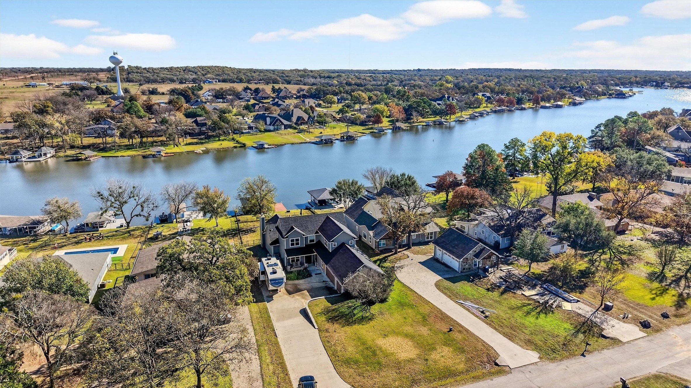 114 Blackfoot Trail Lake Kiowa TX 76240