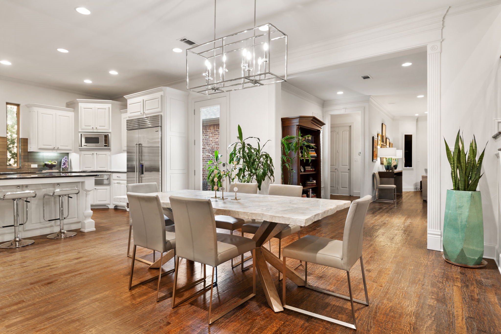 6023 Del Norte Lane Dallas TX 75225