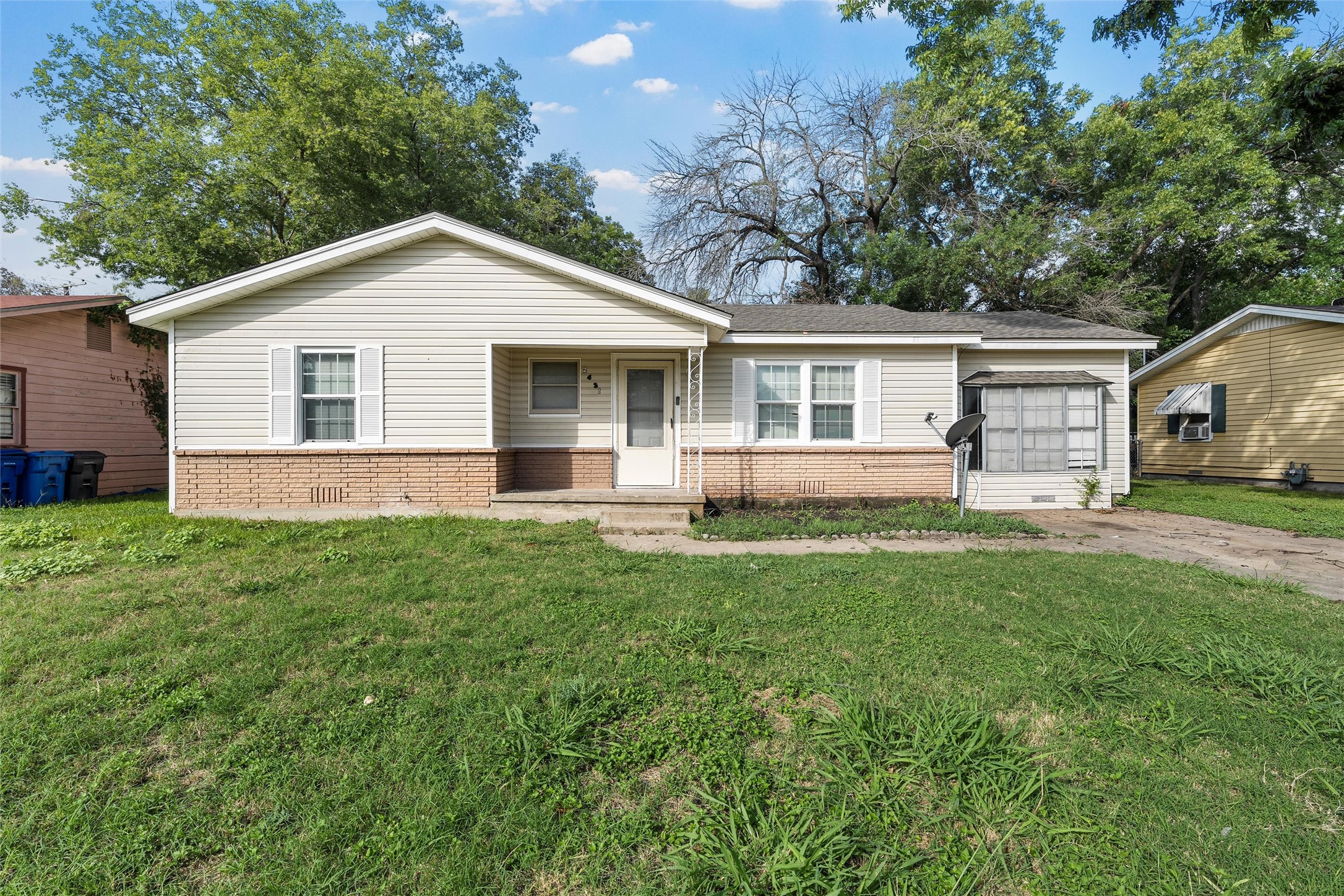 2431 S 26th Street Waco TX 76706