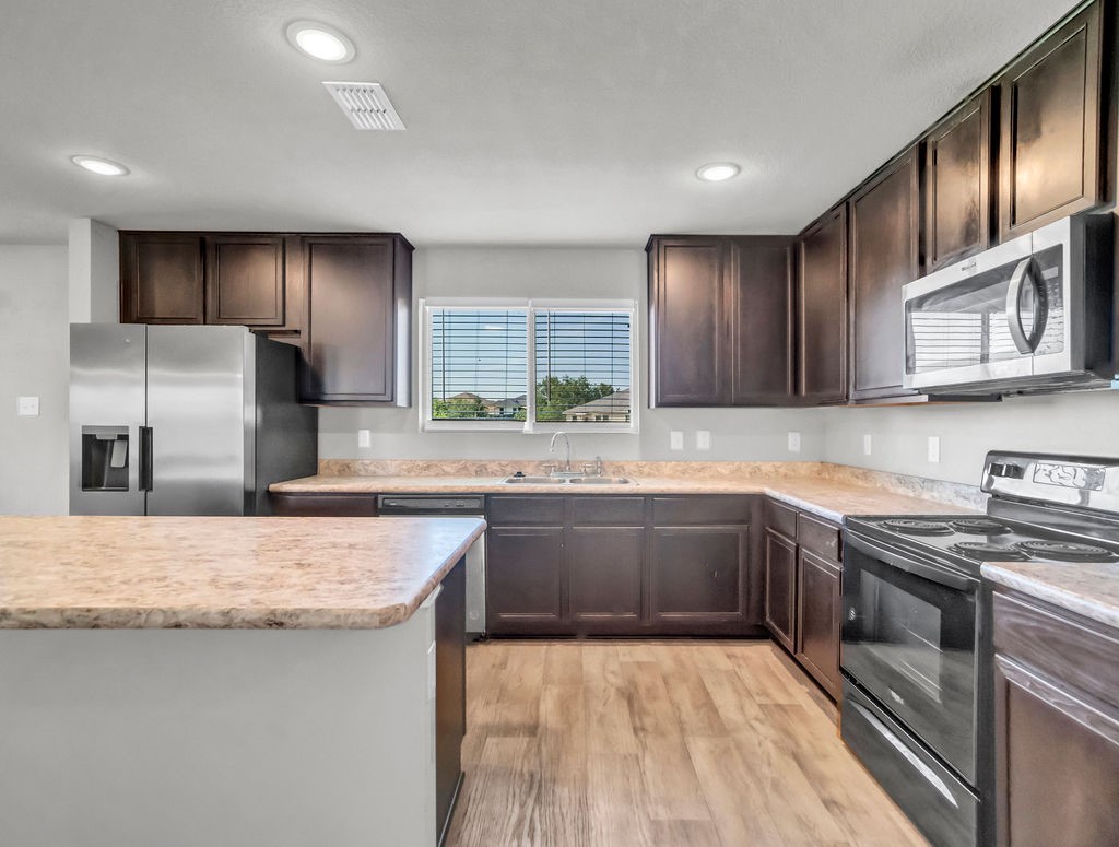 2700 Andesite Lane Fort Worth TX 76108