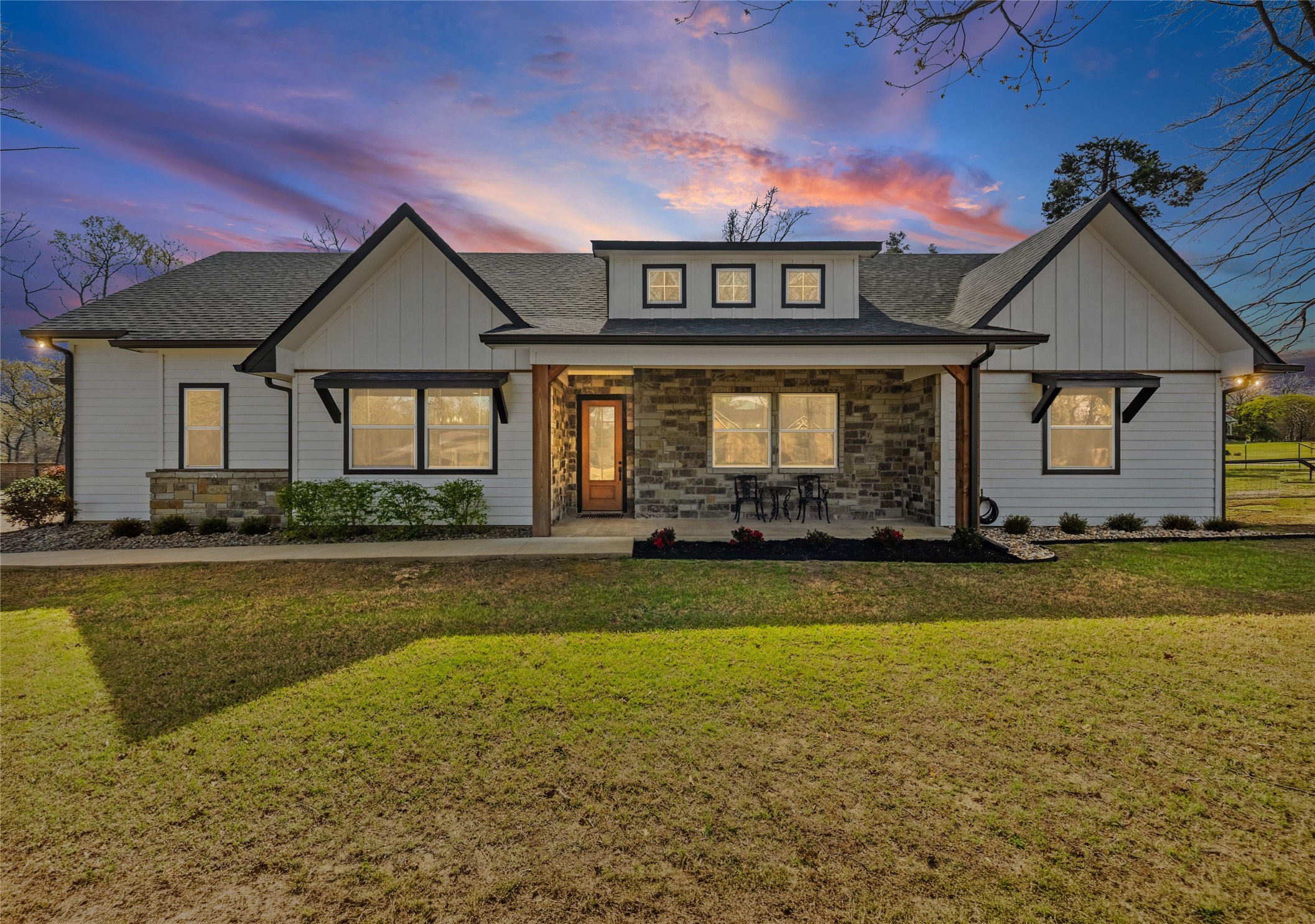 222 Rs County Road 4269 Emory TX 75440