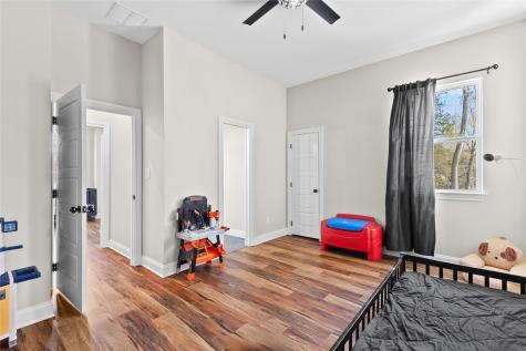 222 Rs County Road 4269 Emory TX 75440