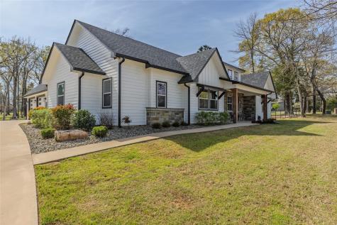 222 Rs County Road 4269 Emory TX 75440