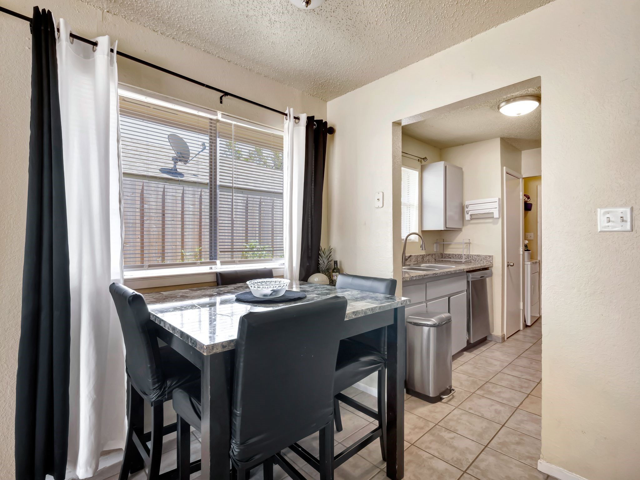 1706 Windsong Lane Irving TX 75060