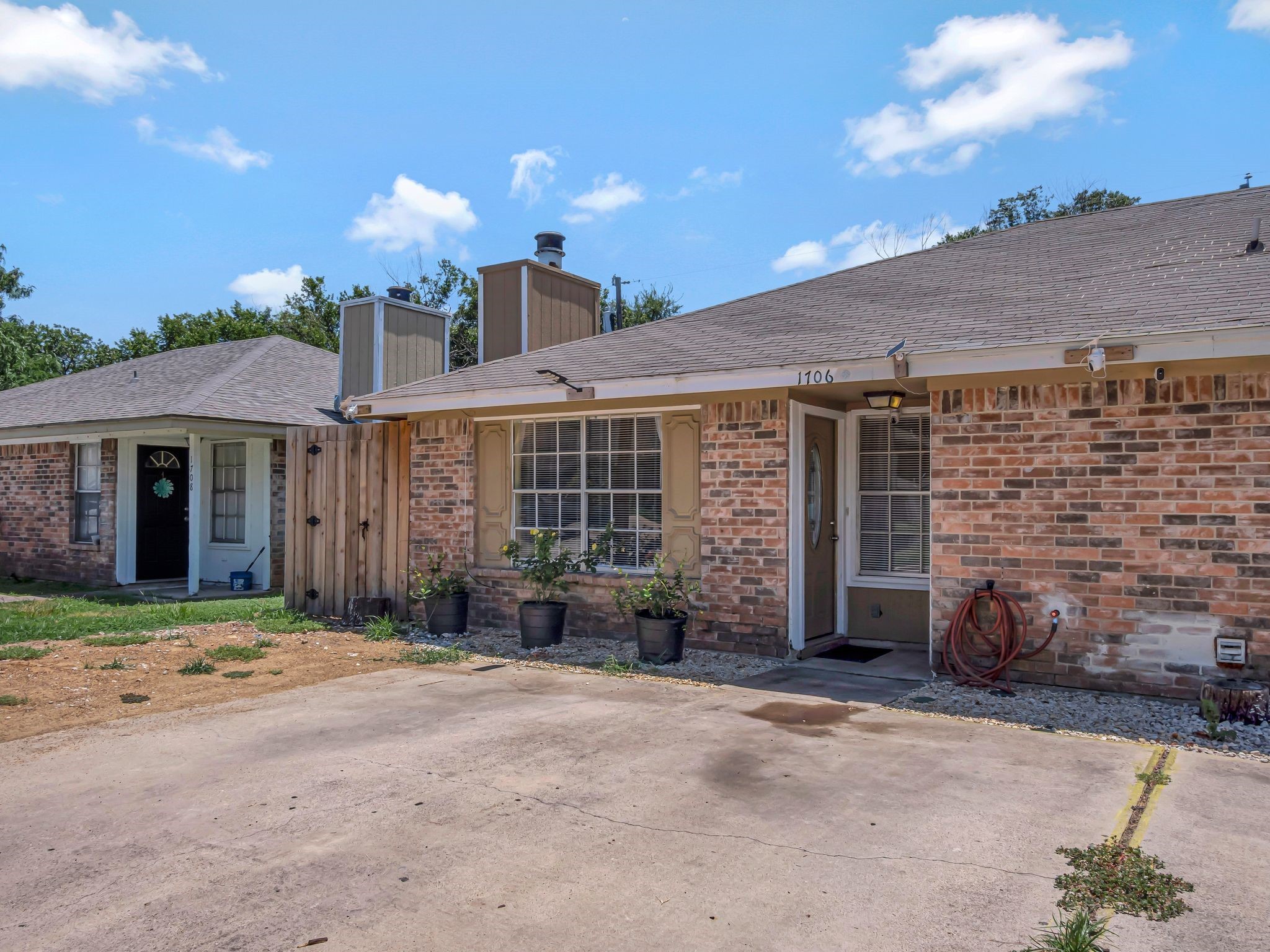 1706 Windsong Lane Irving TX 75060