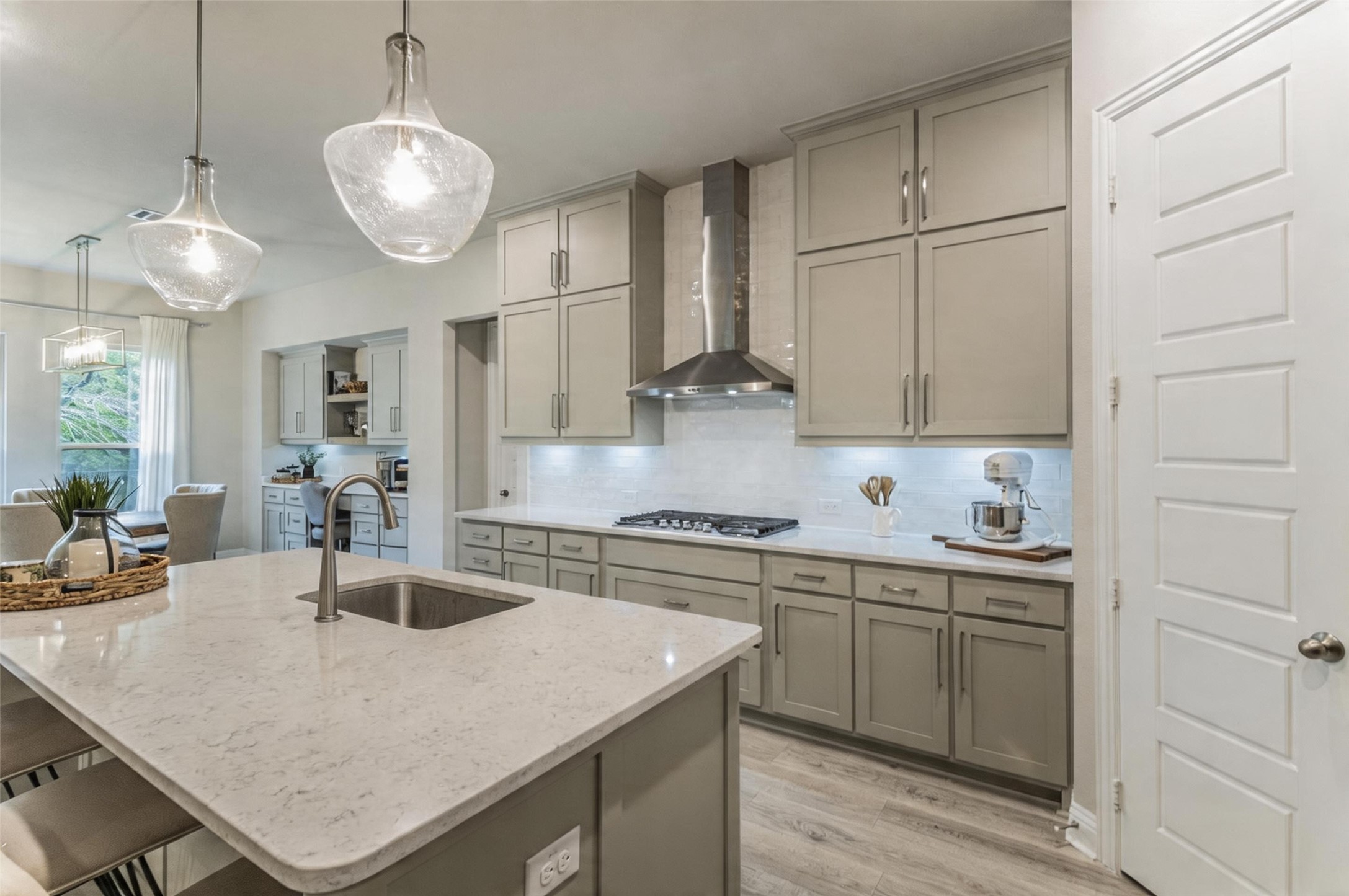 1516 Bearpath Way Gunter TX 75058