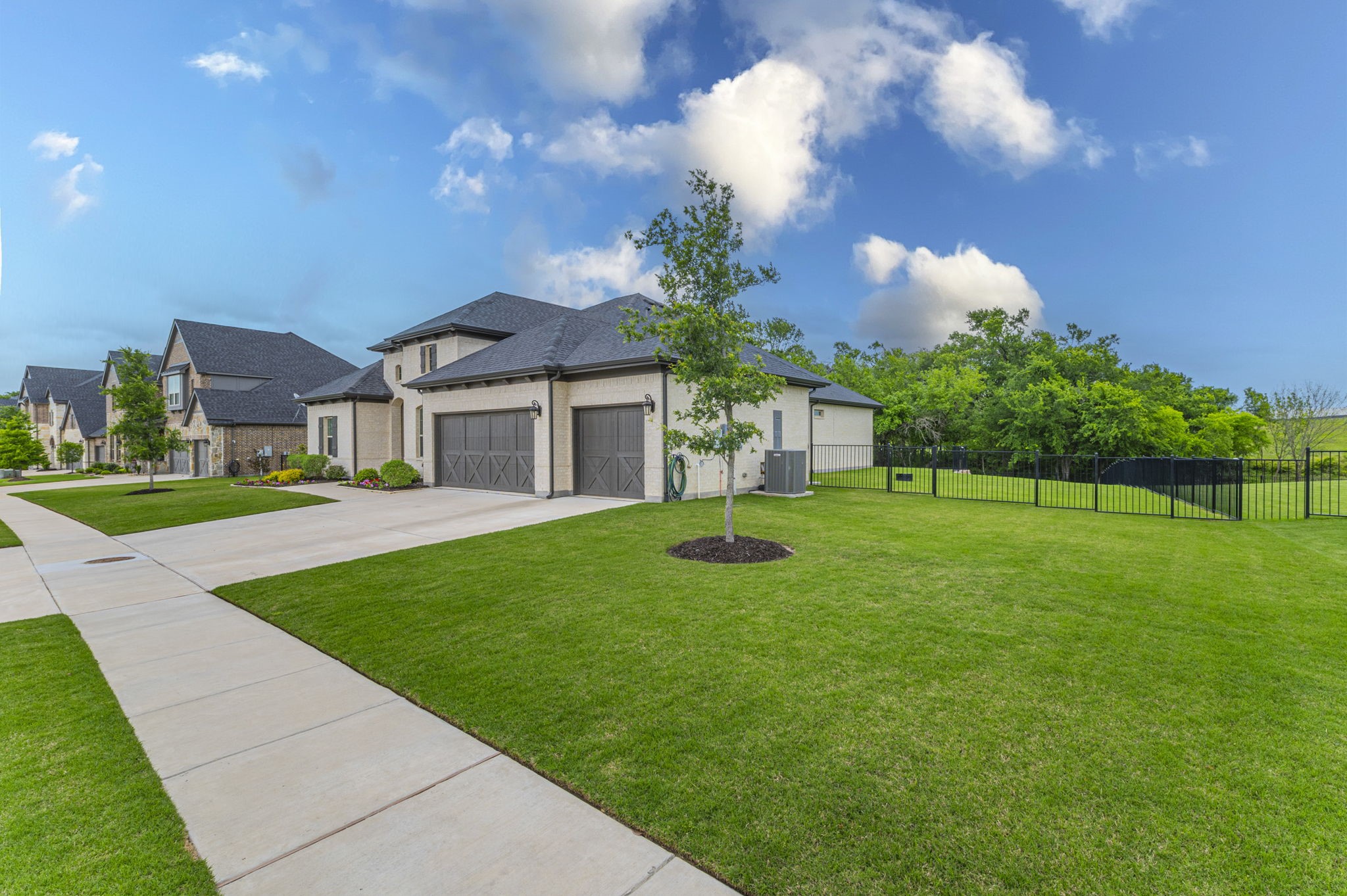 1516 Bearpath Way Gunter TX 75058