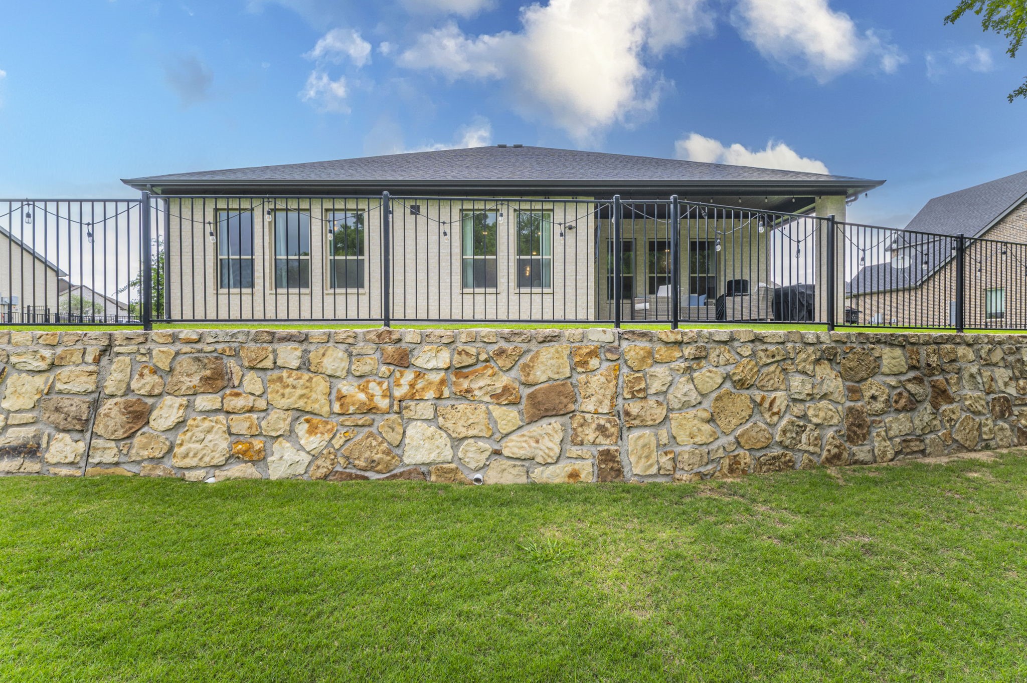 1516 Bearpath Way Gunter TX 75058