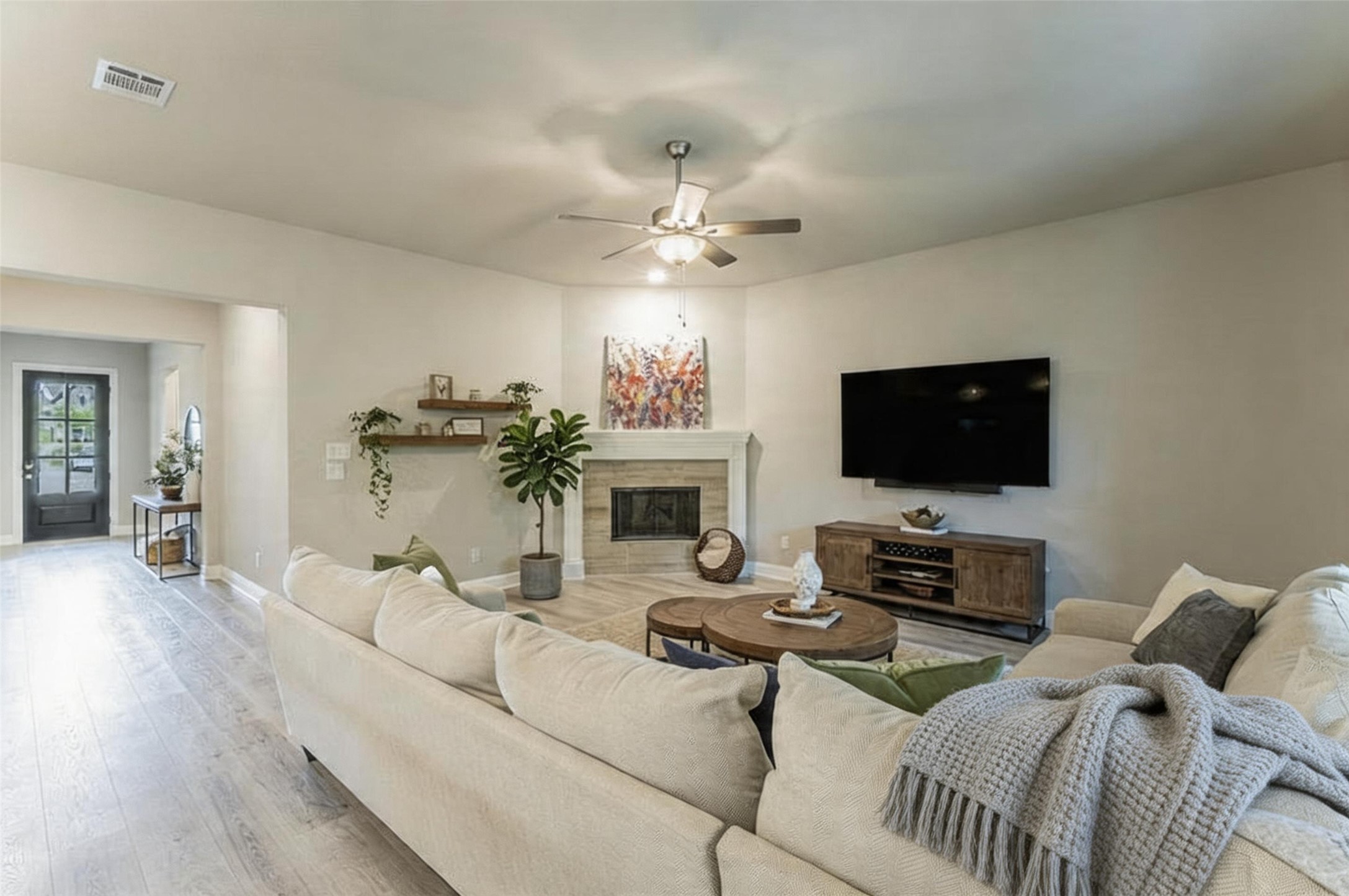 1516 Bearpath Way Gunter TX 75058