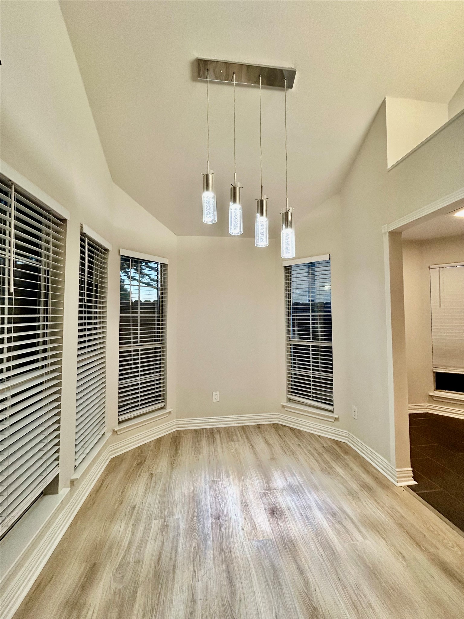 3115 Royal Gable Drive Dallas TX 75229