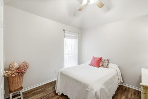 2701 Holly Brook Court Bedford TX 76021