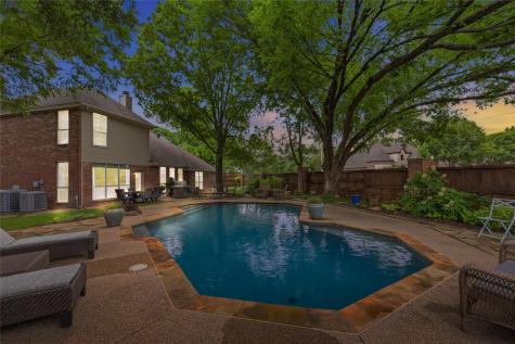 2701 Holly Brook Court Bedford TX 76021