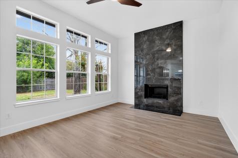 1325 Rosewood Lane Lancaster TX 75146