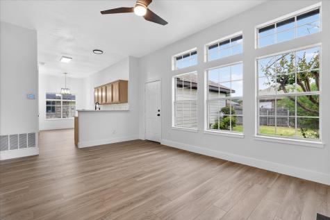 1325 Rosewood Lane Lancaster TX 75146