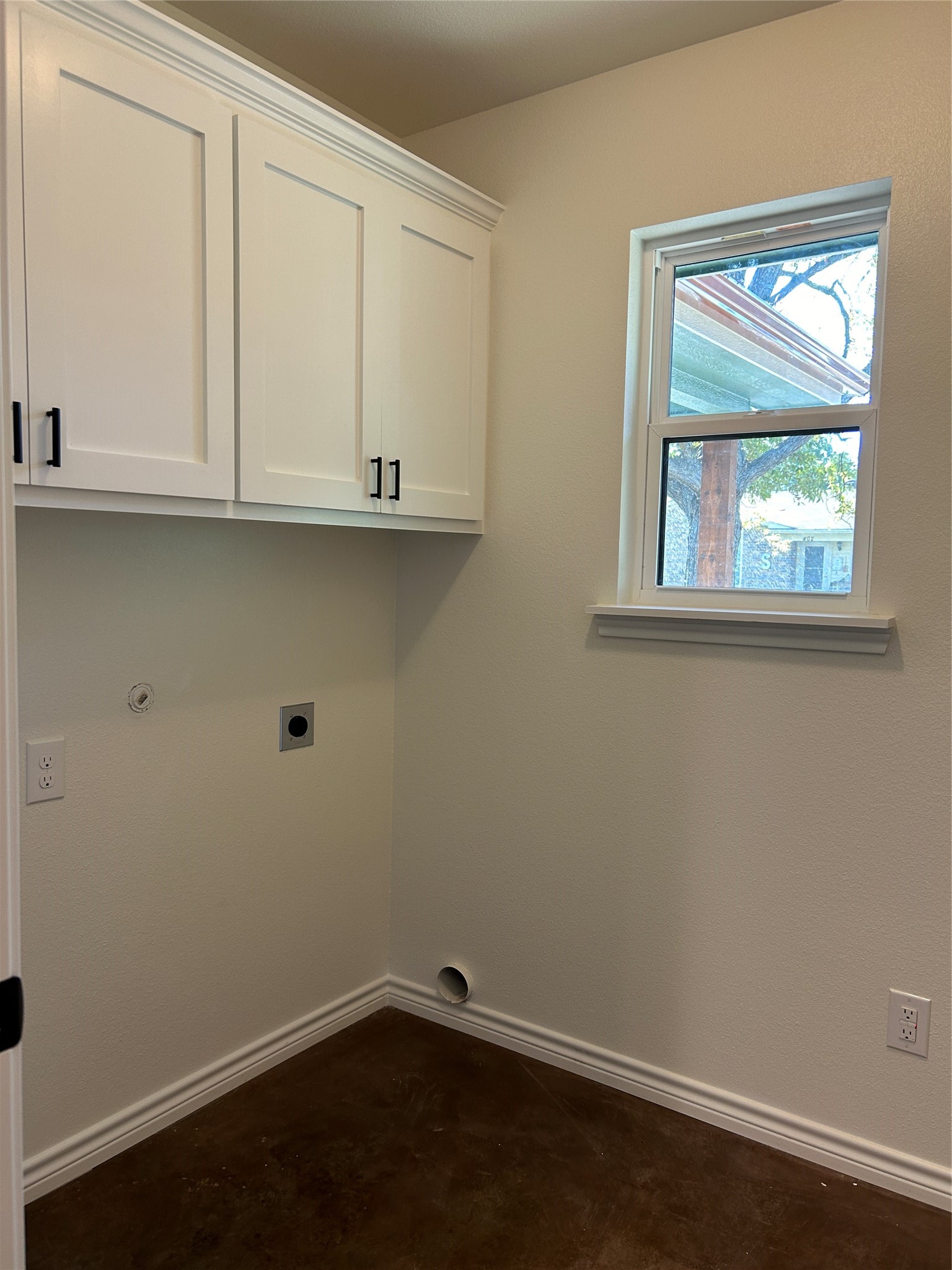 405 S 6th Street Grandview TX 76050