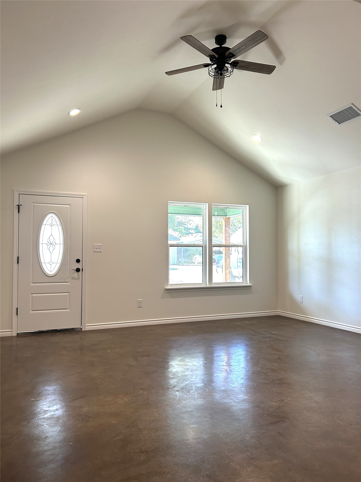 405 S 6th Street Grandview TX 76050