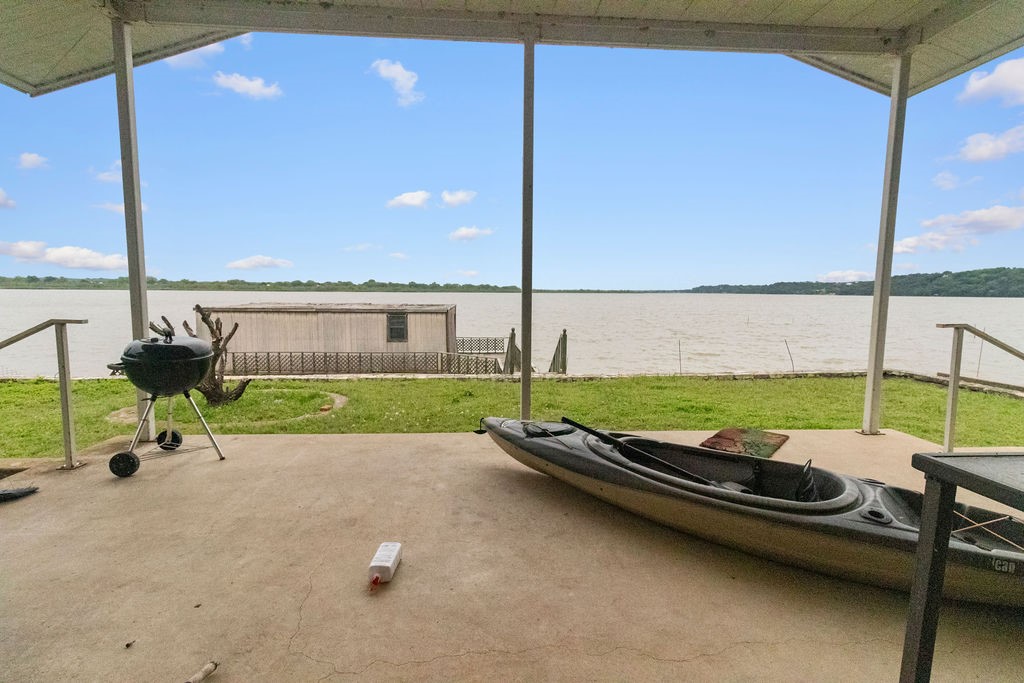 5757 Parkside Court Granbury TX 76048