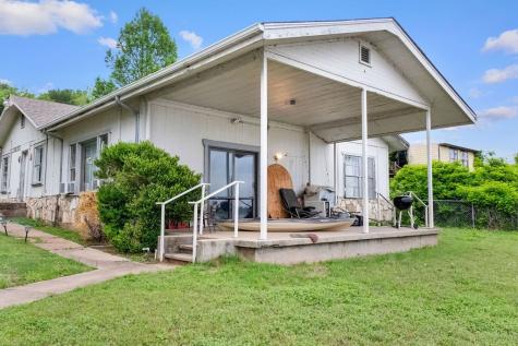 5757 Parkside Court Granbury TX 76048