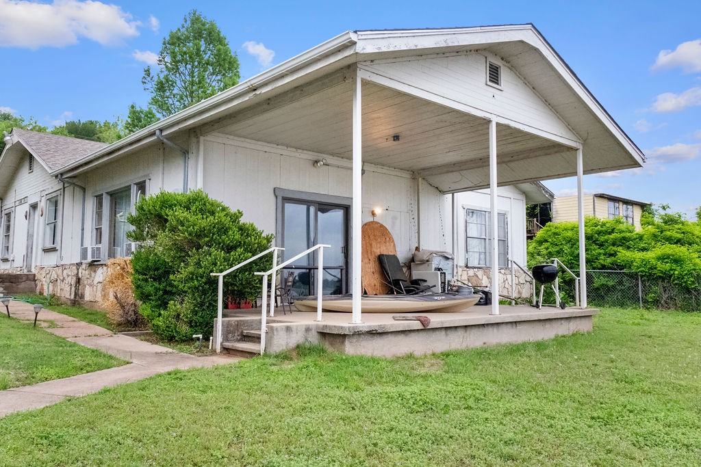 5757 Parkside Court Granbury TX 76048