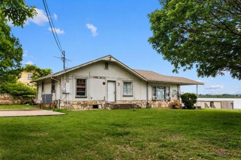 5757 Parkside Court Granbury TX 76048
