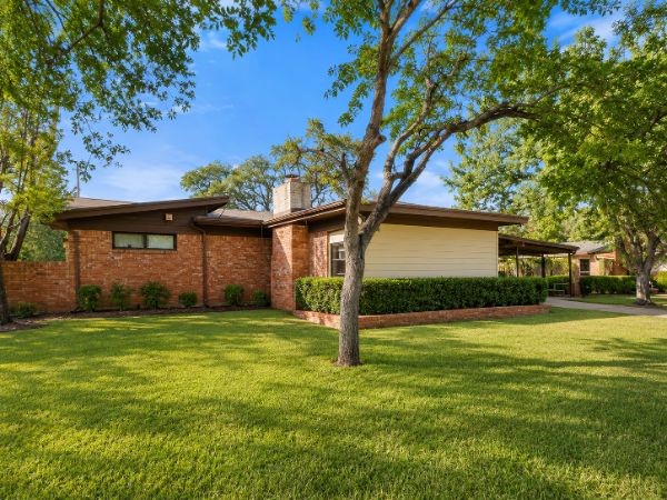 1605 Saint John Street Wichita Falls TX 76302