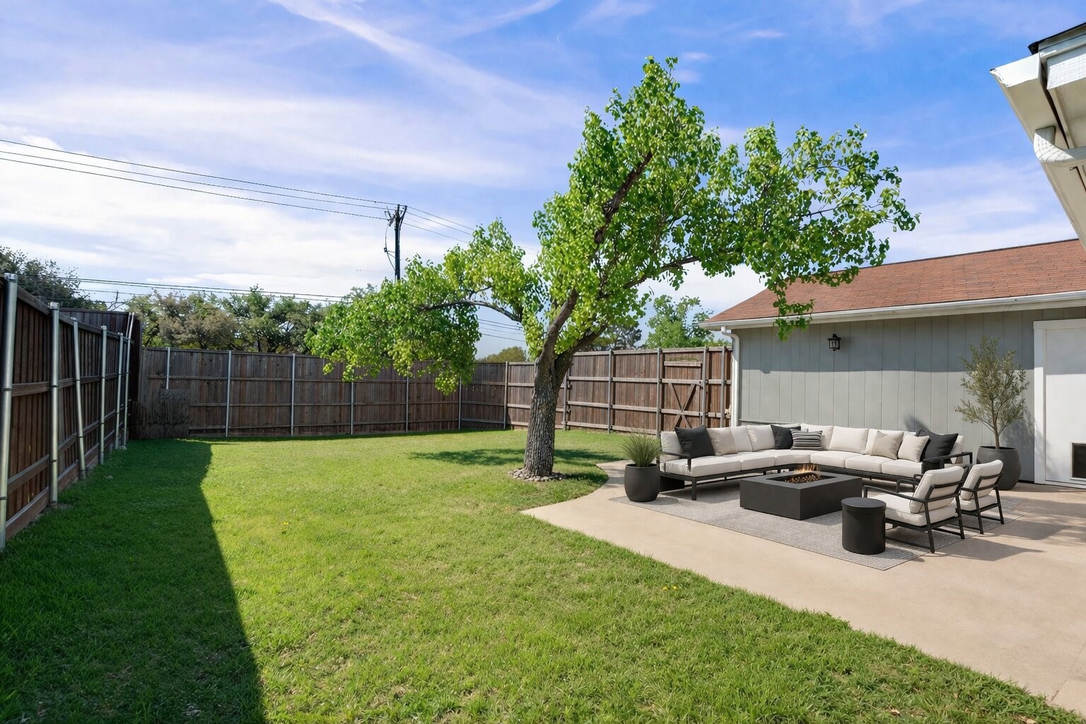 2720 Oak Trail Carrollton TX 75007