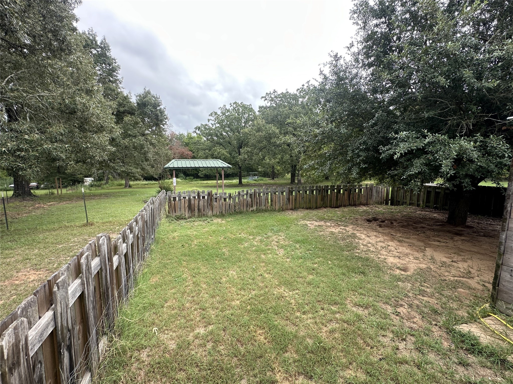1052 Cr 1495 Emory TX 75440