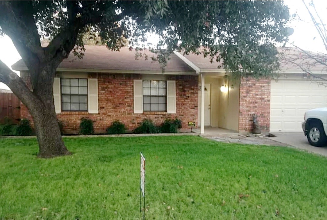 6440 Buckingham Trail North Richland Hills TX 76182