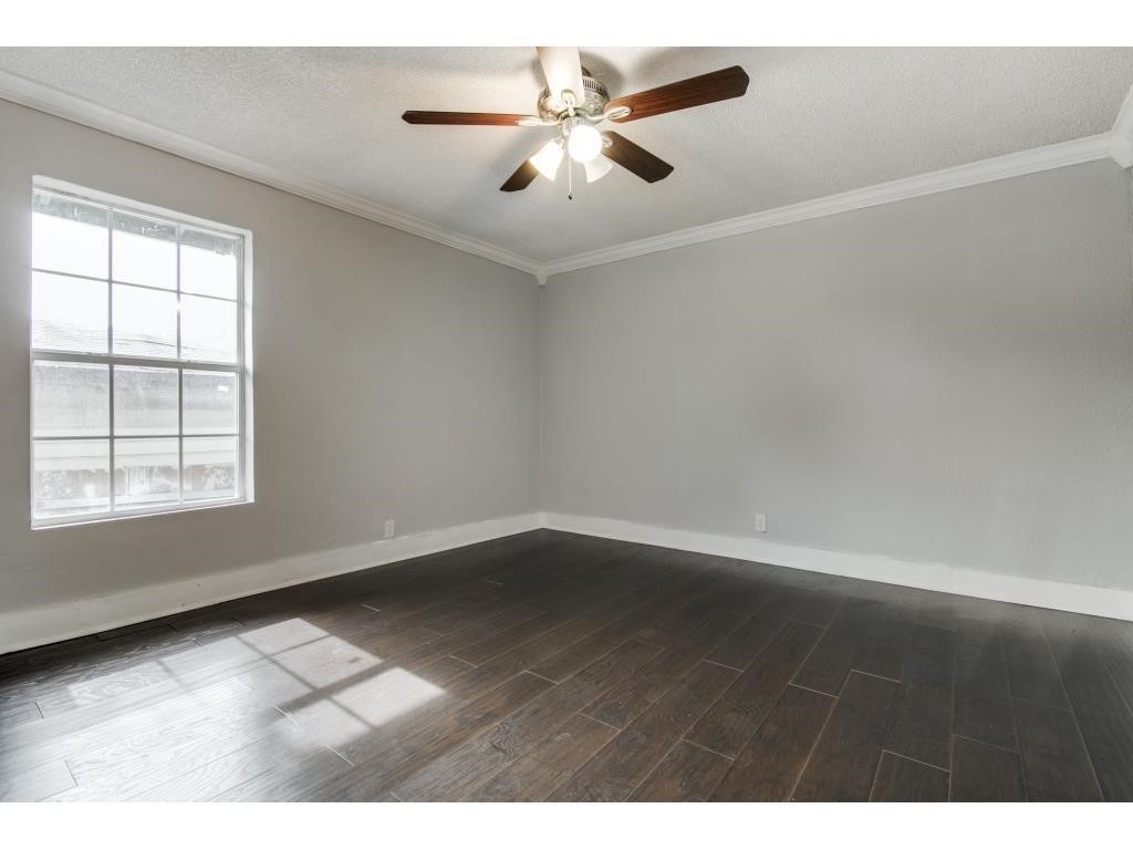 126 Neches Dallas TX 75208