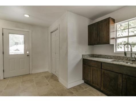 126 Neches Dallas TX 75208