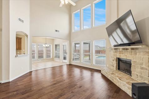 1244 Catherine Lane Burleson TX 76028