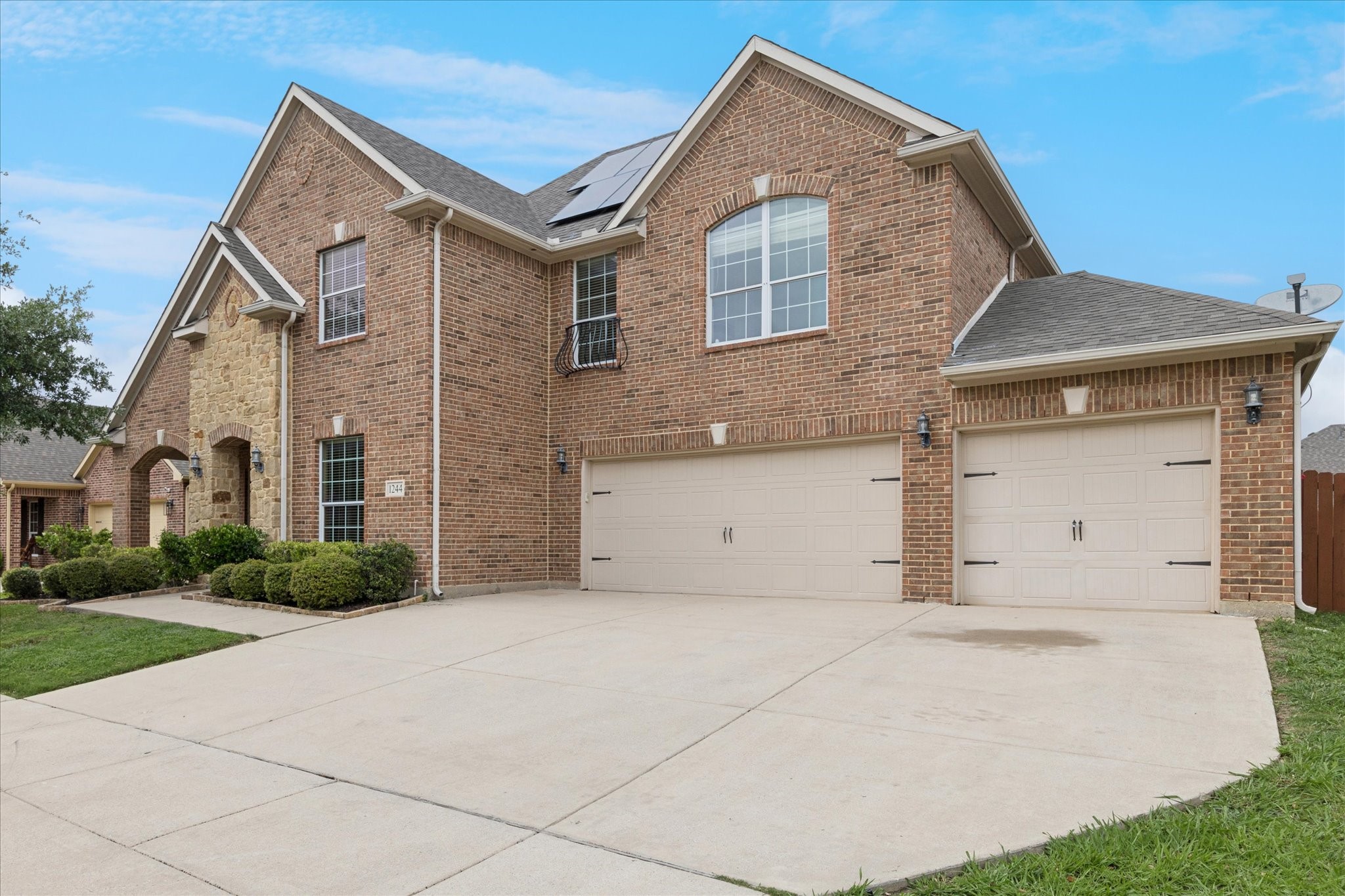 1244 Catherine Lane Burleson TX 76028