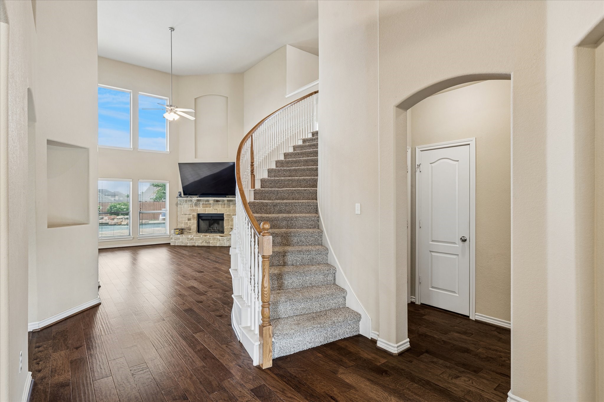 1244 Catherine Lane Burleson TX 76028