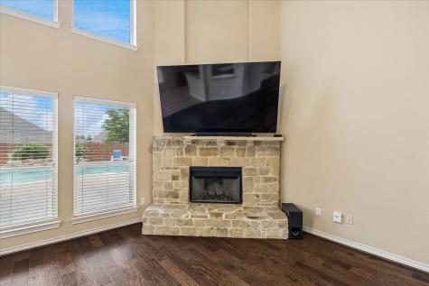 1244 Catherine Lane Burleson TX 76028