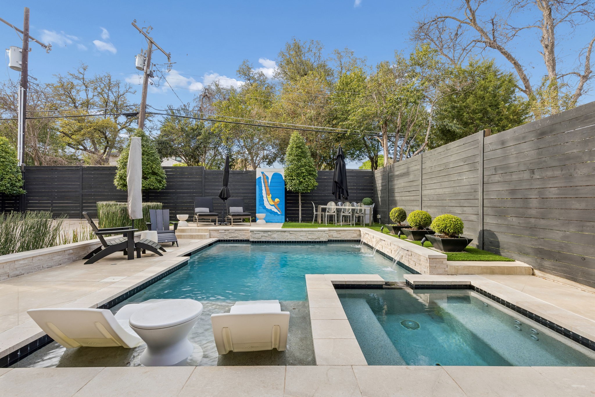 6435 Lake Circle Drive Dallas TX 75214