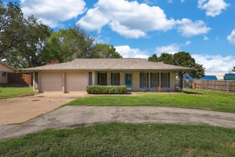 211 E 12th Street Joshua TX 76058