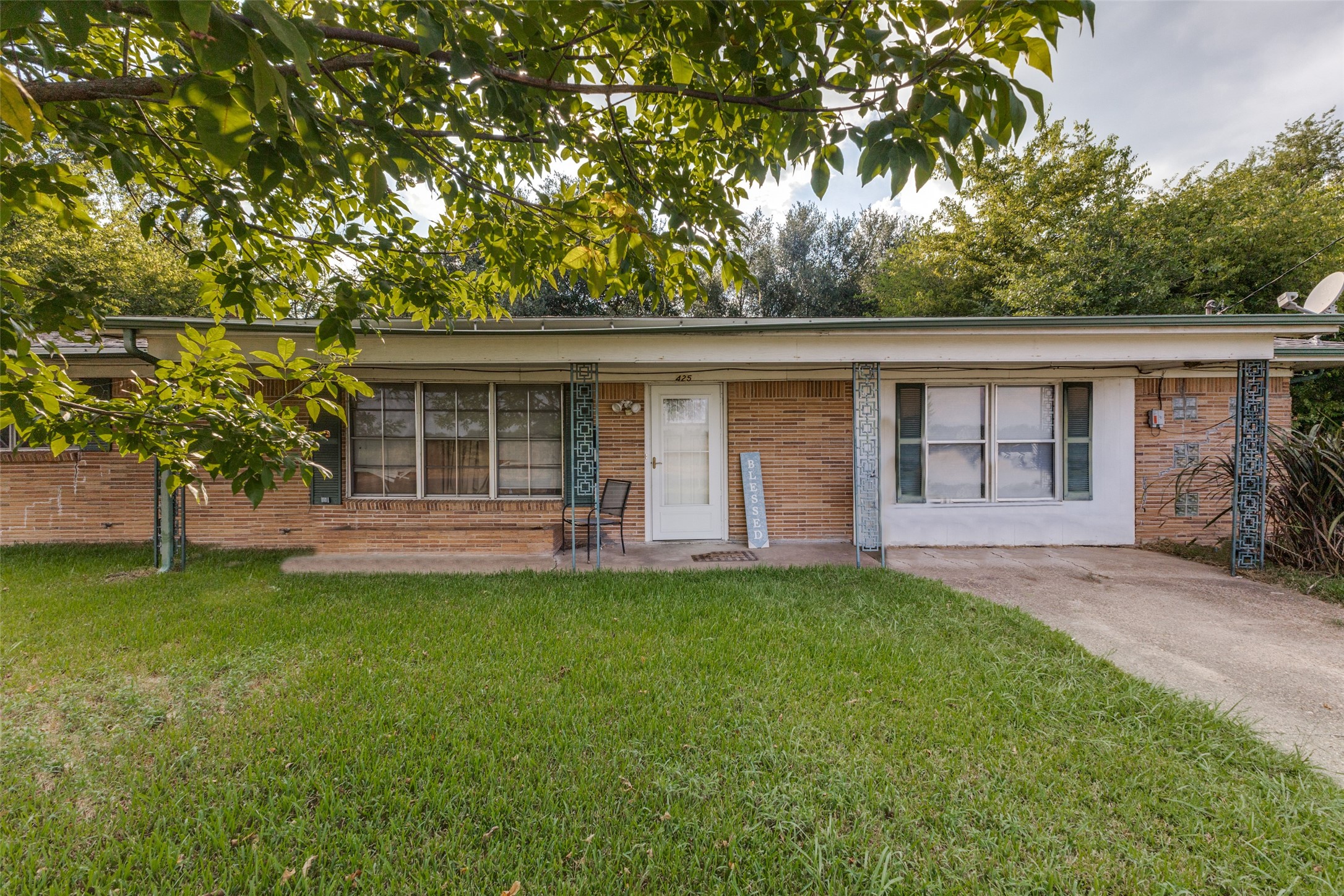 425 Lybrand Street Wills Point TX 75169