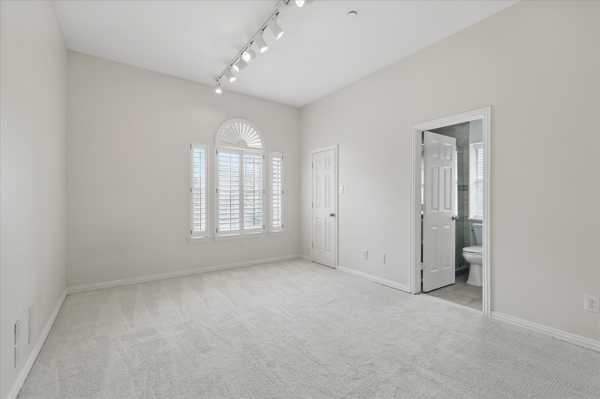 14625 Windsor Court Addison TX 75001