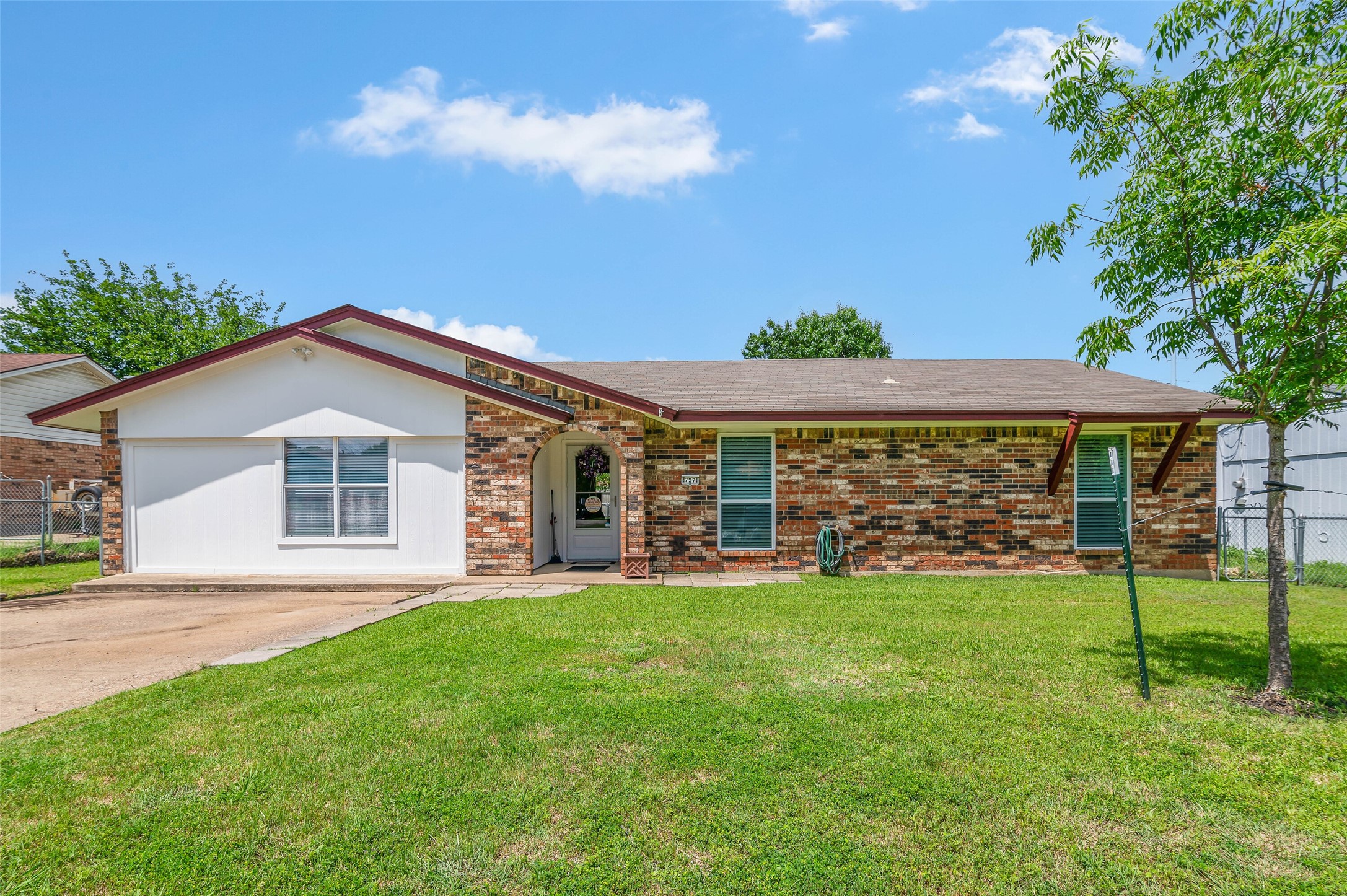 727 Rolling Ridge Lane Duncanville TX 75116