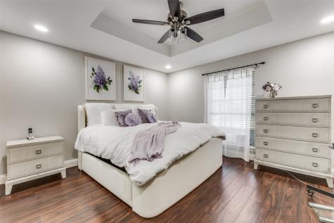 218 Streamside Drive Desoto TX 75115