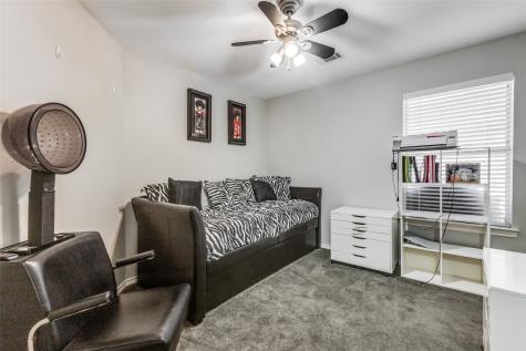 218 Streamside Drive Desoto TX 75115