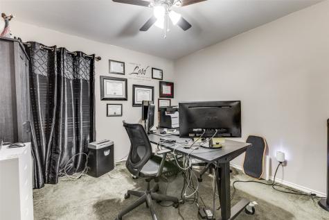 218 Streamside Drive Desoto TX 75115