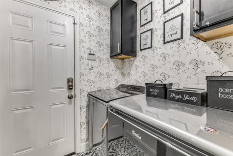 218 Streamside Drive Desoto TX 75115