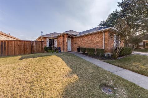 218 Streamside Drive Desoto TX 75115