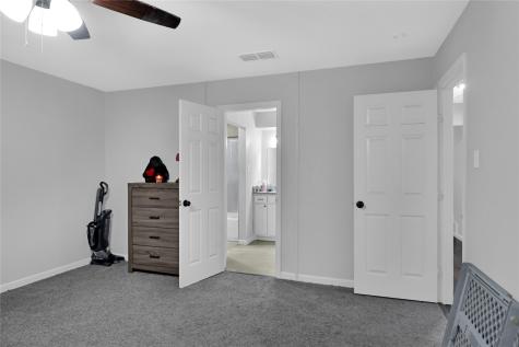 3800 Delmas Drive Benbrook TX 76116
