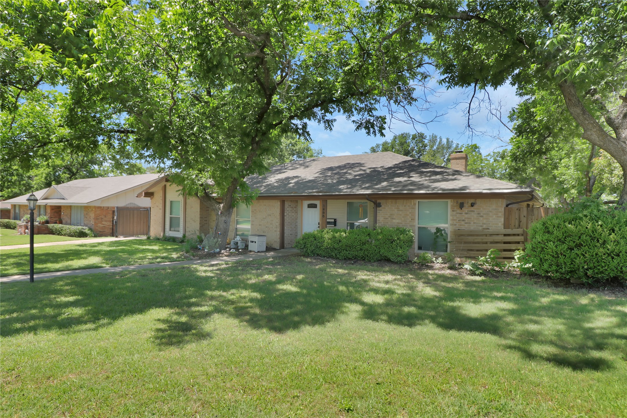 3800 Delmas Drive Benbrook TX 76116