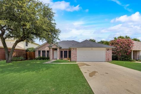 250 Moonbeam Lane Grand Prairie TX 75052