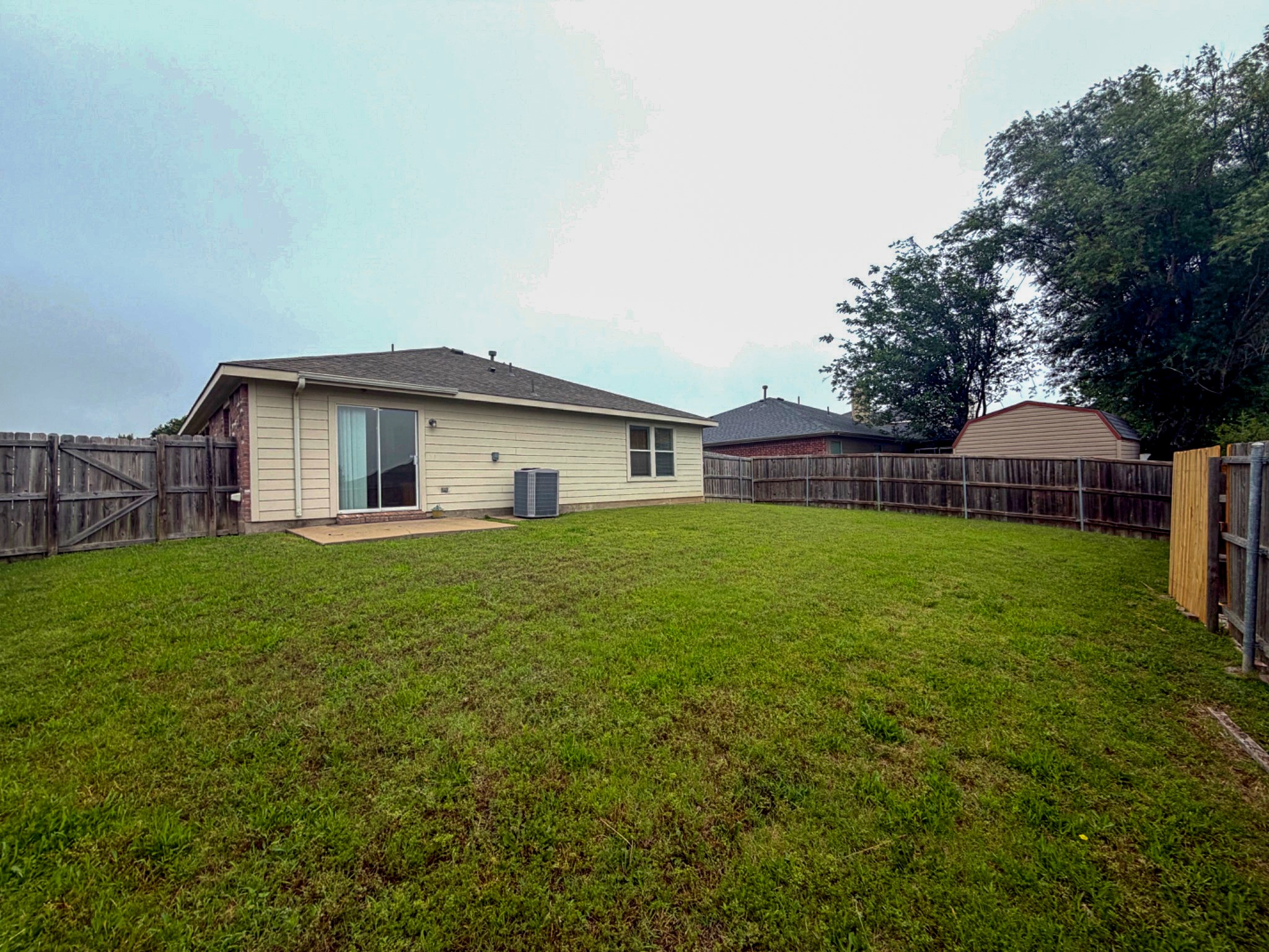 2201 Southridge Lane Sherman TX 75092